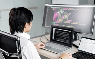 北京 php 赋值,php报错未定义全局变量？